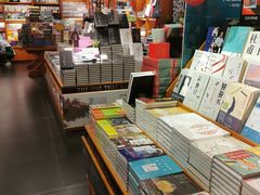-西西弗书店&矢量咖啡(壹方购物中心店)