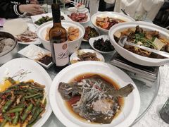 -亢龙太子酒轩(东湖店)