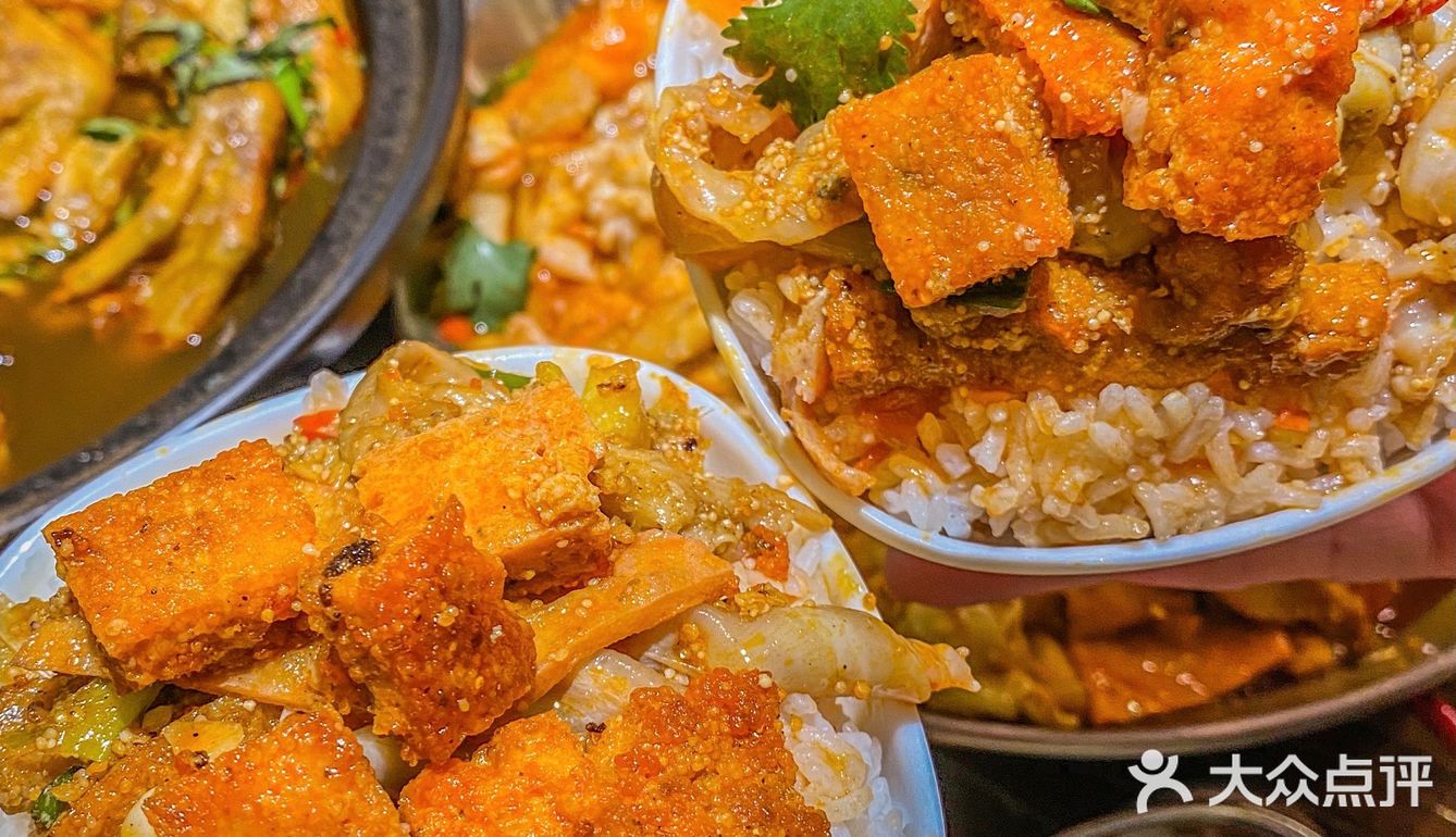亲厨的鱼籽鱼泡肥肠煲好吃到直接炫几碗饭❗