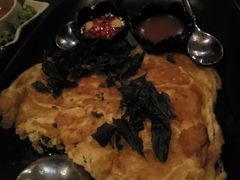 九层塔煎蛋饼-Ruen Urai