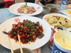 -肥肥虾庄·金牌油焖大虾(东湖欢乐谷店)