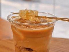Bee的蜂巢拿铁-LilBee Coffee
