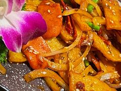 -冰川冷面·延边菜·炭烤串(观前店)