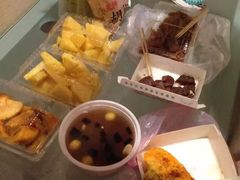 -六合夜市