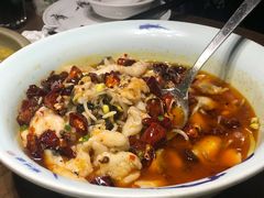 江湖麻辣鱼-辛香汇(飞洲店)