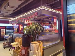 -钢管厂五区小郡肝串串香(蜀都万达店)