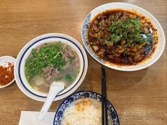 -杨三孃跷脚牛肉(美洲花园店)