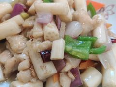 泡藕带炒鸡丁-卢庄(江汉路店)