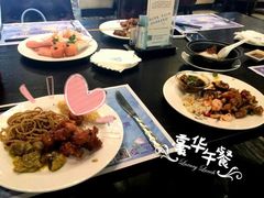 -小天鹅戴斯酒店鲸鲨百汇创作料理