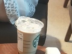 -星巴克(恒隆广场店)