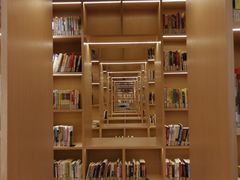 -漕河泾街道图书馆(漕河泾社区文化活动中心店)