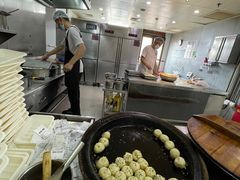 -小杨生煎(南京东路食品一店)