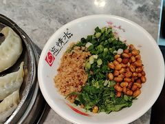-忘情水鱼头·鲜鱼火锅(滨江中路店)
