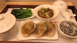 -莉泽月子中心(凯旋江景店)