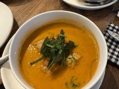 -ROAST coffee & eatery