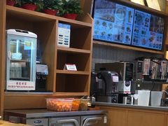-南城香·饭香串香馄饨香(青年路店)