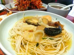 -裕兴记•蟹黄面馆(人民广场店)