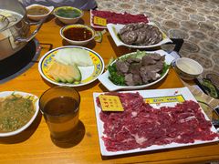 吊龙伴-大吉利·潮汕鲜牛肉火锅(西安店)