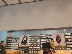 -Apple零售店(华贸购物中心店)