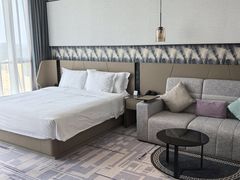 -大连星海皇冠假日酒店