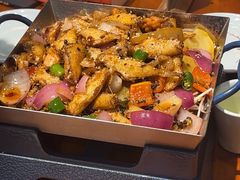 -休记光头香辣蟹干锅店(衣冠庙店)