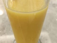 阳光橙橙-必胜客(证大大拇指店)