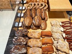-LANLIZI BAKERY(COSMO店)