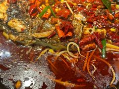 -鸣记脆皮烤鱼·海鲜烤鱼(三八广场店)