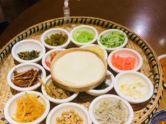 -包整·丝娃娃(一览甲秀楼风景店)