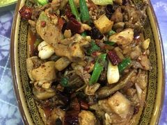 特色黄焖鸡-白家寨子·山野白族菜(古城总店)