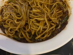 -桃园中华料理炸酱面(燕儿岛路店)