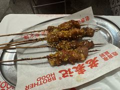 桂花蜜烤排骨-老表记广西宵夜螺蛳鸭脚煲(东盟店)