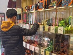 -VENCHI 闻绮(上海佛罗伦萨小镇店)