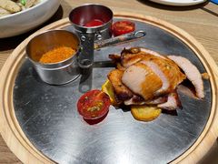 炭烧猪颈肉-小大董·烤鸭(凤凰汇店)