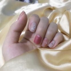 -DAZZLING BEAUTY美甲•美睫专门店