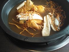 -滇釜火锅·能喝汤的火锅(车公庄店)