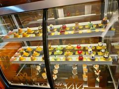 -湖景知味西餐厅•自助餐• 轻食(南京金茂威斯汀大酒店)