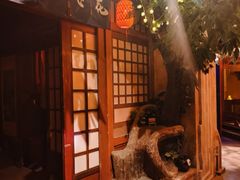 -暴风岛沉浸式体验馆(百联世纪店)