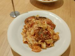 番茄海鲜宽面-A30 BISTRO