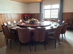-李东农庄(中南百草园地标店)