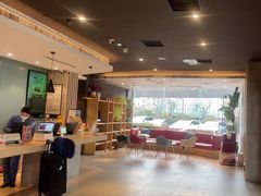 -宜必思酒店(青岛五四广场宁夏路地铁站店)