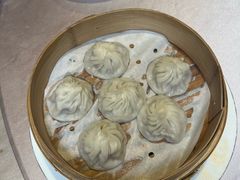上海小笼包-RIVIERA 松鹤楼(外滩店)