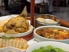 -江城小馆陕南妈妈菜·全球旅行餐厅(钟楼店)