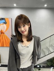 -Rise Hair上升造型