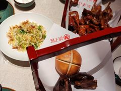 -鸽子侯·家宴·平价海鲜(绿地店)