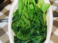 -新大咀港式茶餐厅(宝山万达店)