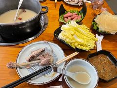 -汤宴参须肚包鸡(蒙阴店)