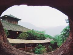 -天门沟九州驿站树上汤泉