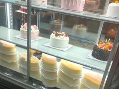面包甜点陈列柜-面包新语(无锡M会员店)