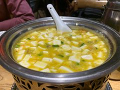 蟹粉豆腐-吴越荣记苏州菜·松鼠桂鱼100%活鱼现做(斜塘老街店)